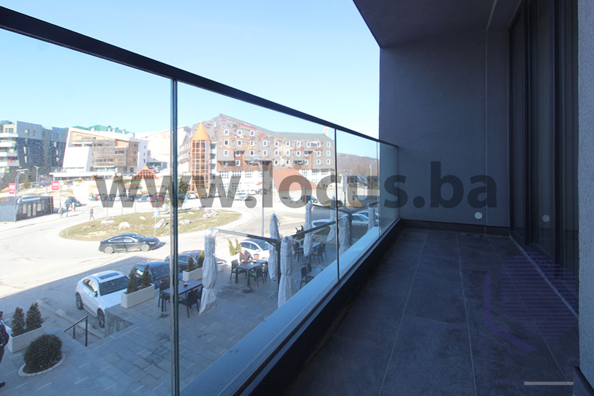 15.-balkon.jpg