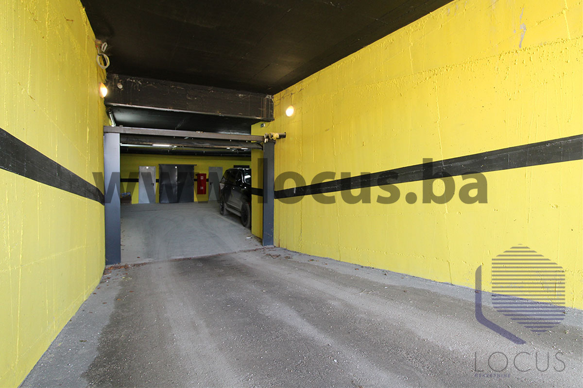 20.-ulaz-u-garažu.jpg
