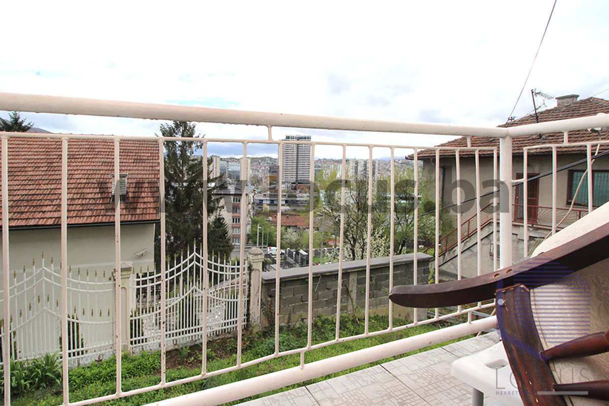 16Balkon.jpg