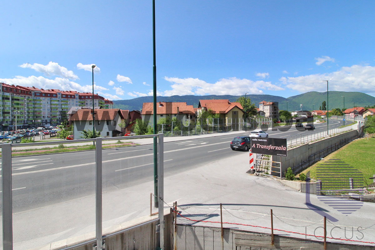 15-Pogled-sa-balkona.jpg