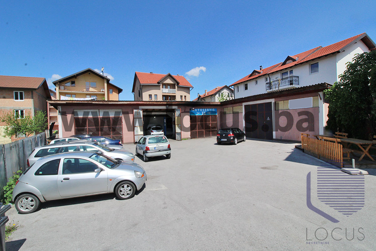 17-Parking-1.jpg