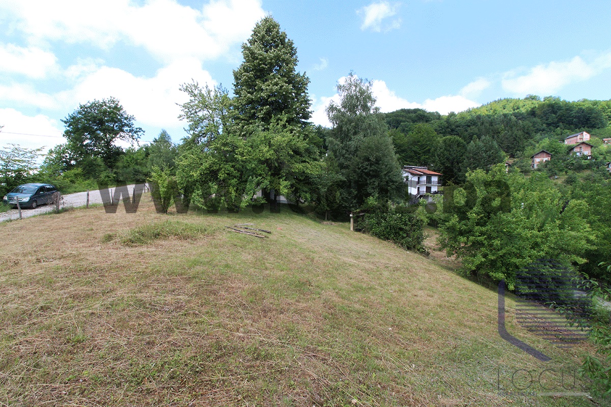 5-Dvorište-1.jpg