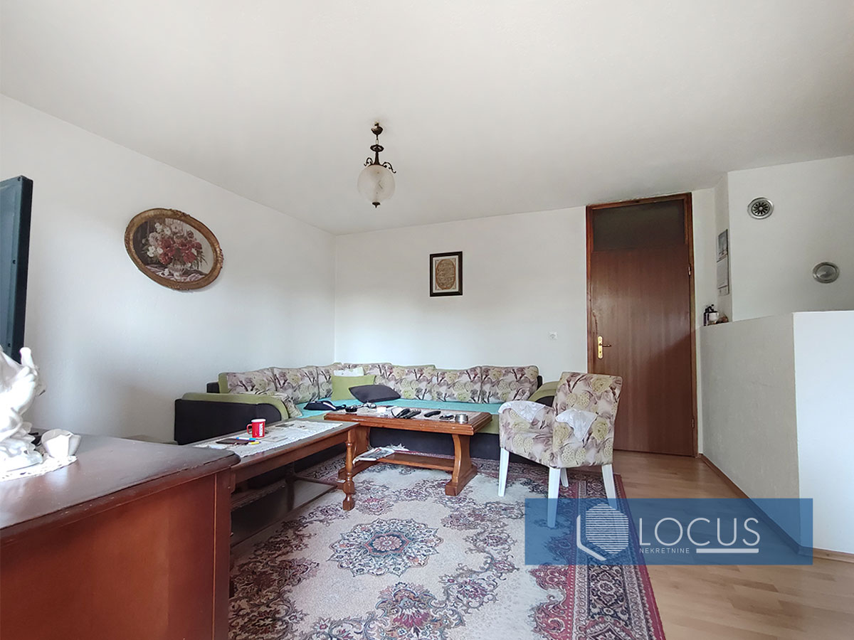 6-Dnevni-boravak_-prizemlje-sl.-2.jpg