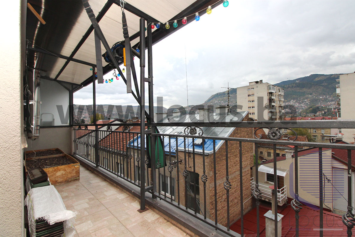 19Balkon2.jpg