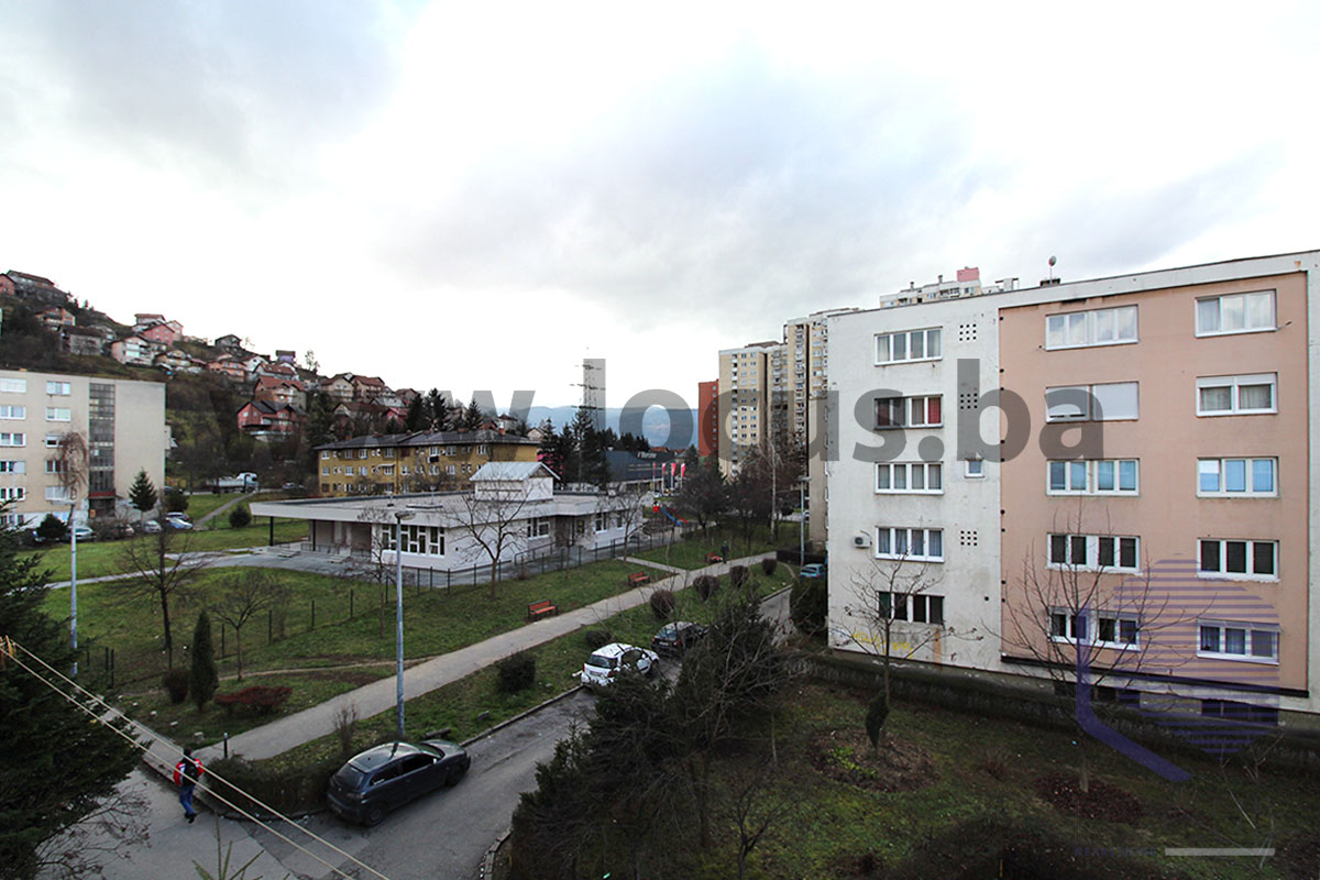 10Pogled-sa-prozora.jpg